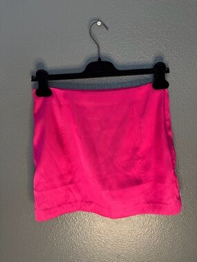 H&M Bright Hot Pink Mini Skirt